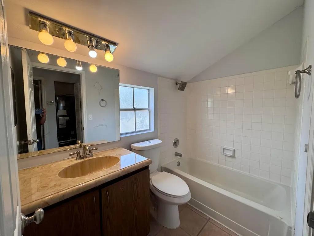 5889 Snowdrop Way West Palm Beach FL 33415