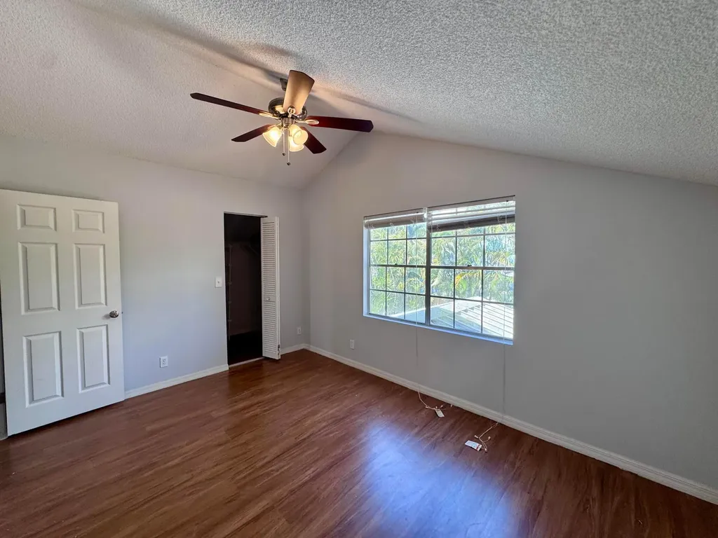5889 Snowdrop Way West Palm Beach FL 33415