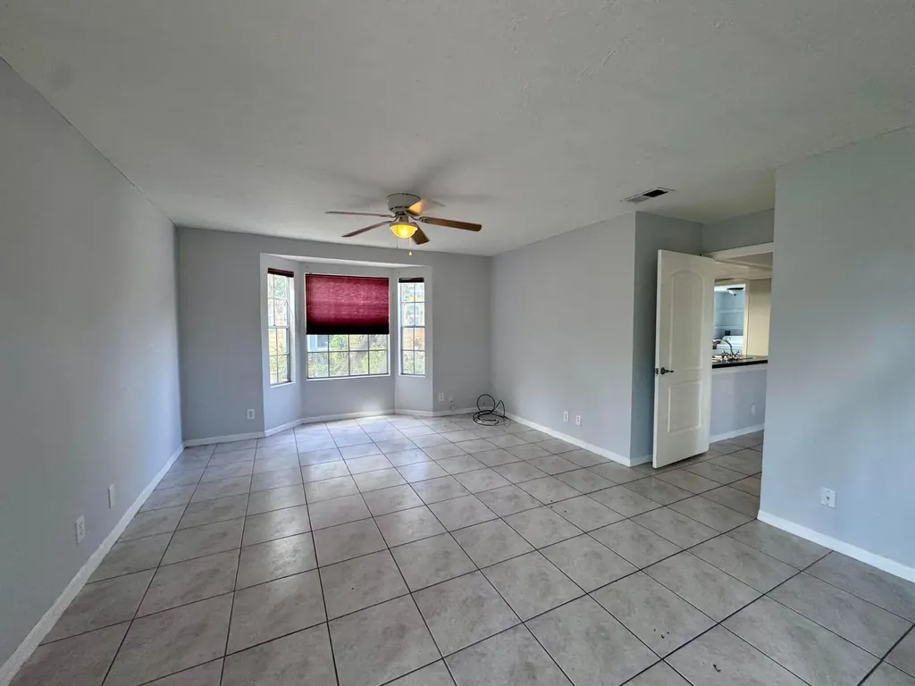 5889 Snowdrop Way West Palm Beach FL 33415