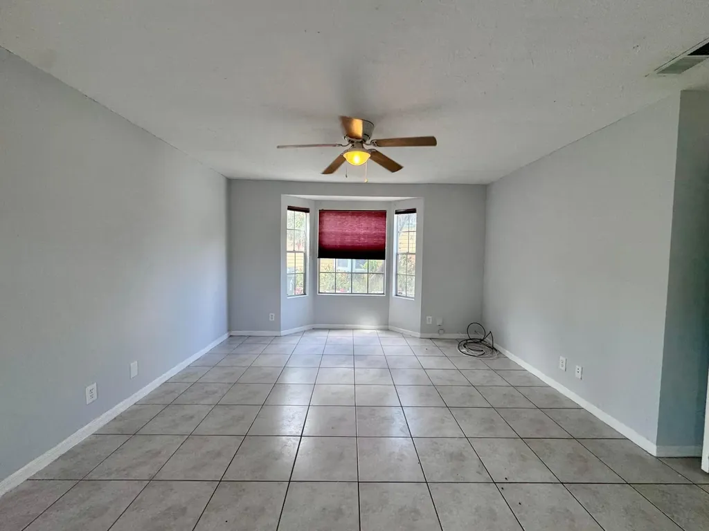 5889 Snowdrop Way West Palm Beach FL 33415