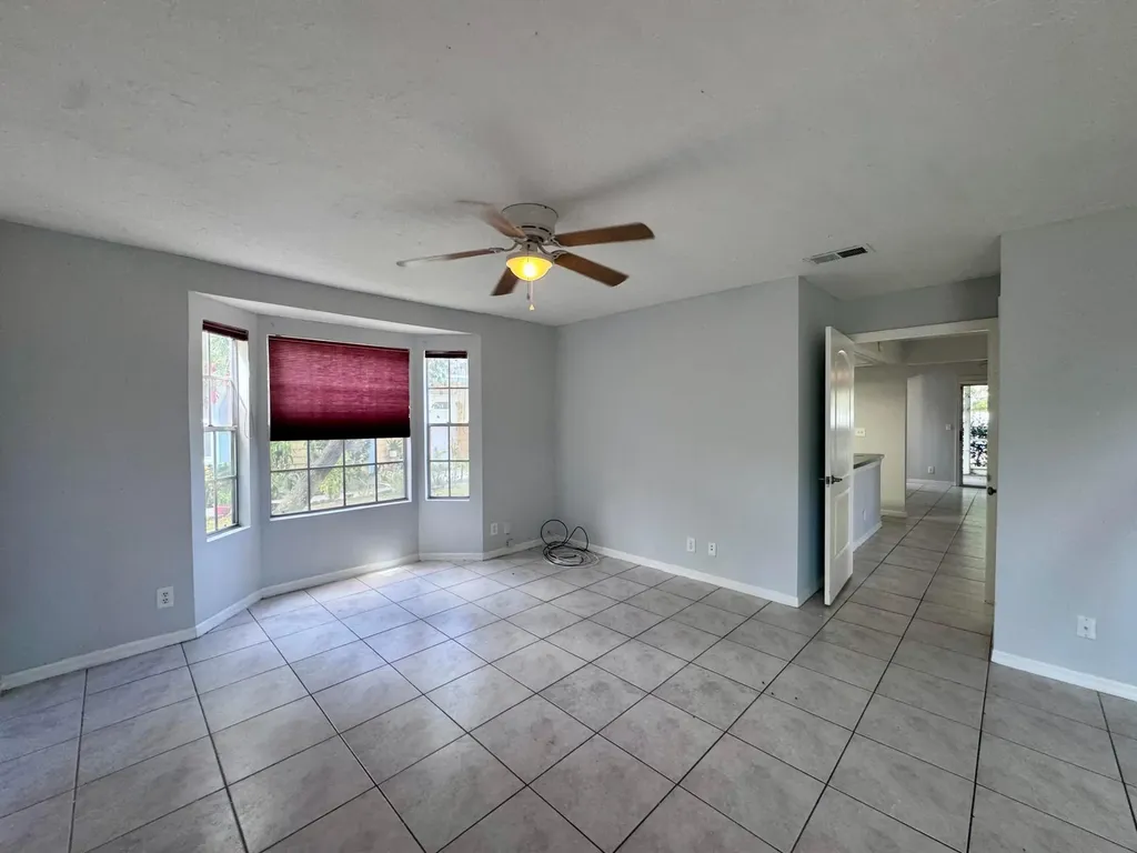 5889 Snowdrop Way West Palm Beach FL 33415