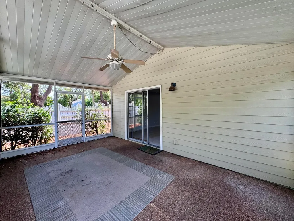 5889 Snowdrop Way West Palm Beach FL 33415