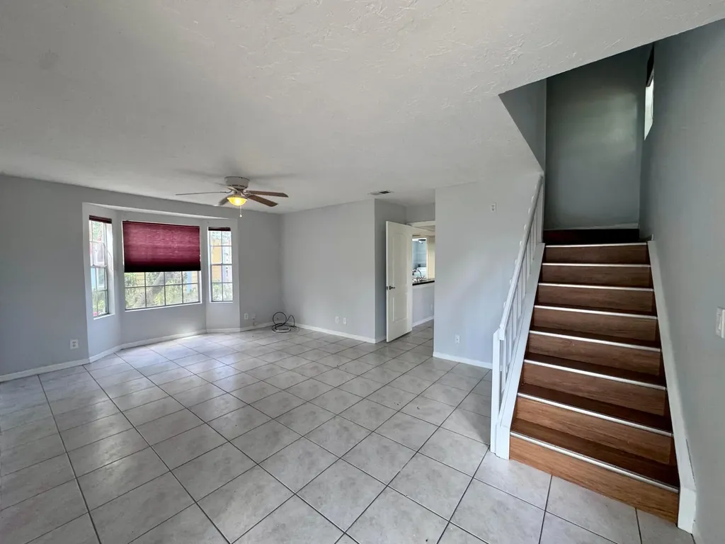 5889 Snowdrop Way West Palm Beach FL 33415