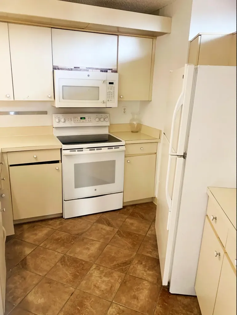 3915 Victoria Drive West Palm Beach FL 33406