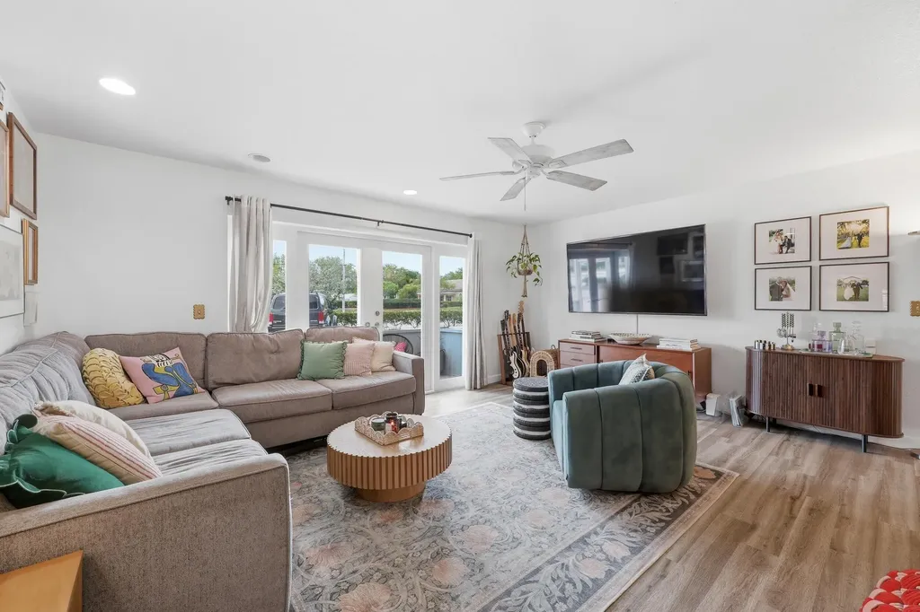 10330 N Military Trail Palm Beach Gardens FL 33410