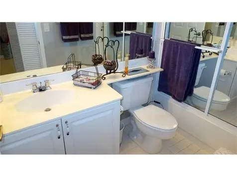7486 N Devon Drive Tamarac FL 33321