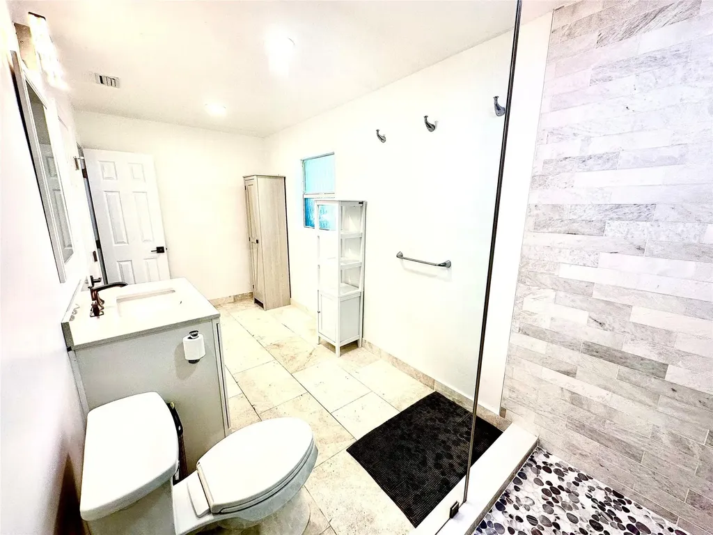 1742 NE 7th Street Fort Lauderdale FL 33304