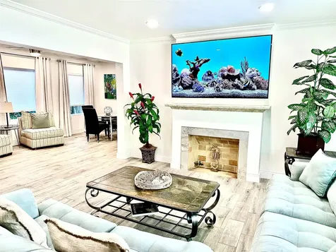 1742 NE 7th Street Fort Lauderdale FL 33304