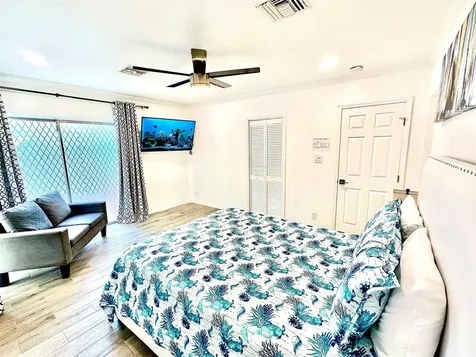 1742 NE 7th Street Fort Lauderdale FL 33304