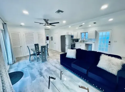 1742 NE 7th Street Fort Lauderdale FL 33304