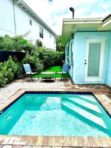 1742 NE 7th Street Fort Lauderdale FL 33304