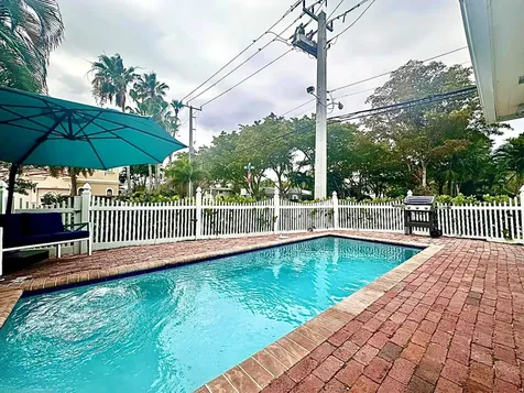 1742 NE 7th Street Fort Lauderdale FL 33304