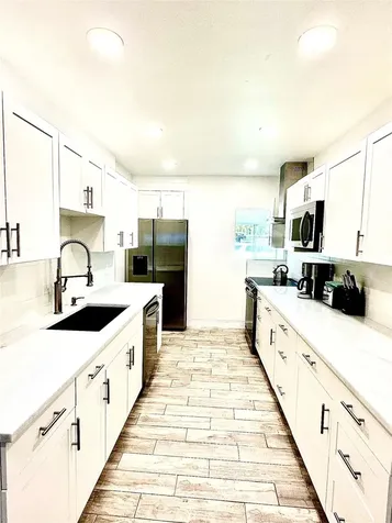 1742 NE 7th Street Fort Lauderdale FL 33304