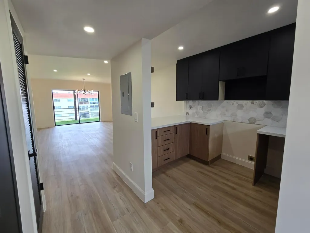 3001 Sunrise Lakes Drive E Sunrise FL 33322