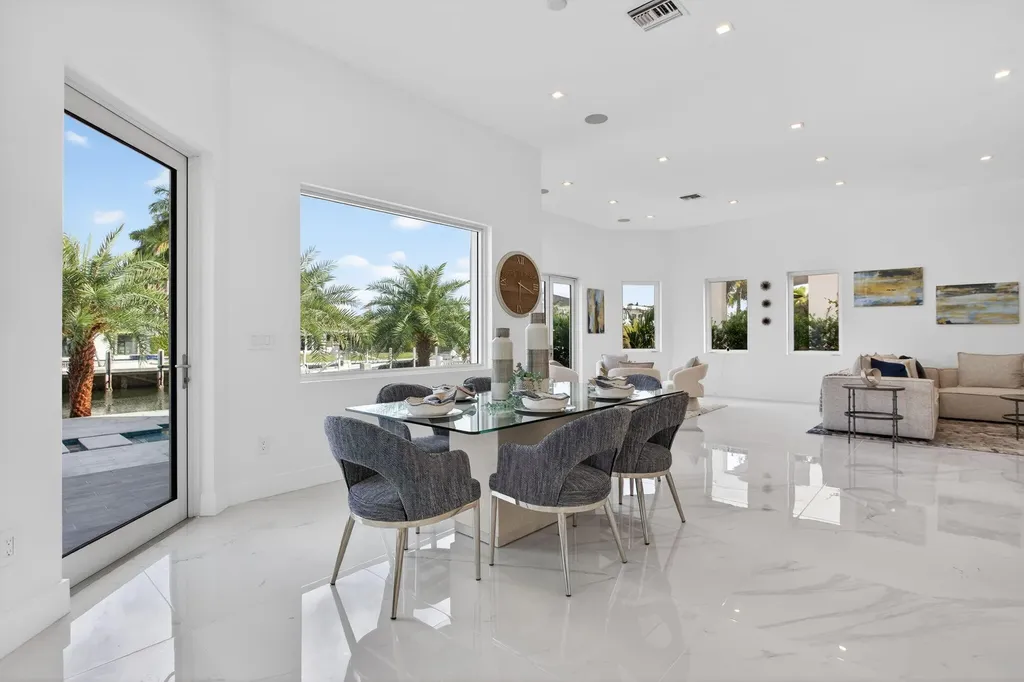 2641 NE 48th Street Lighthouse Point FL 33064