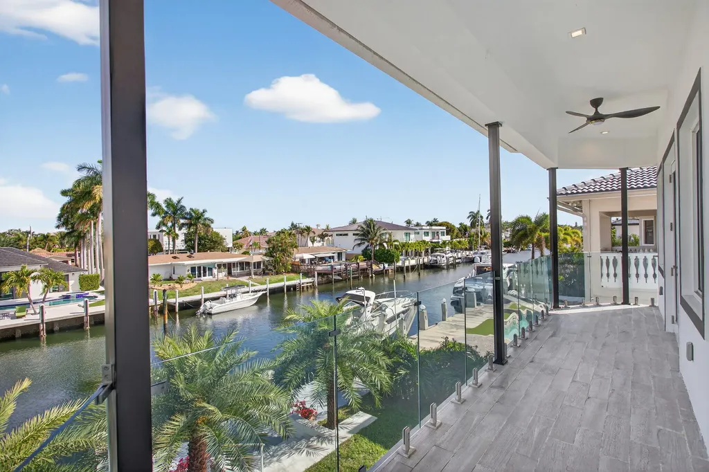 2641 NE 48th Street Lighthouse Point FL 33064