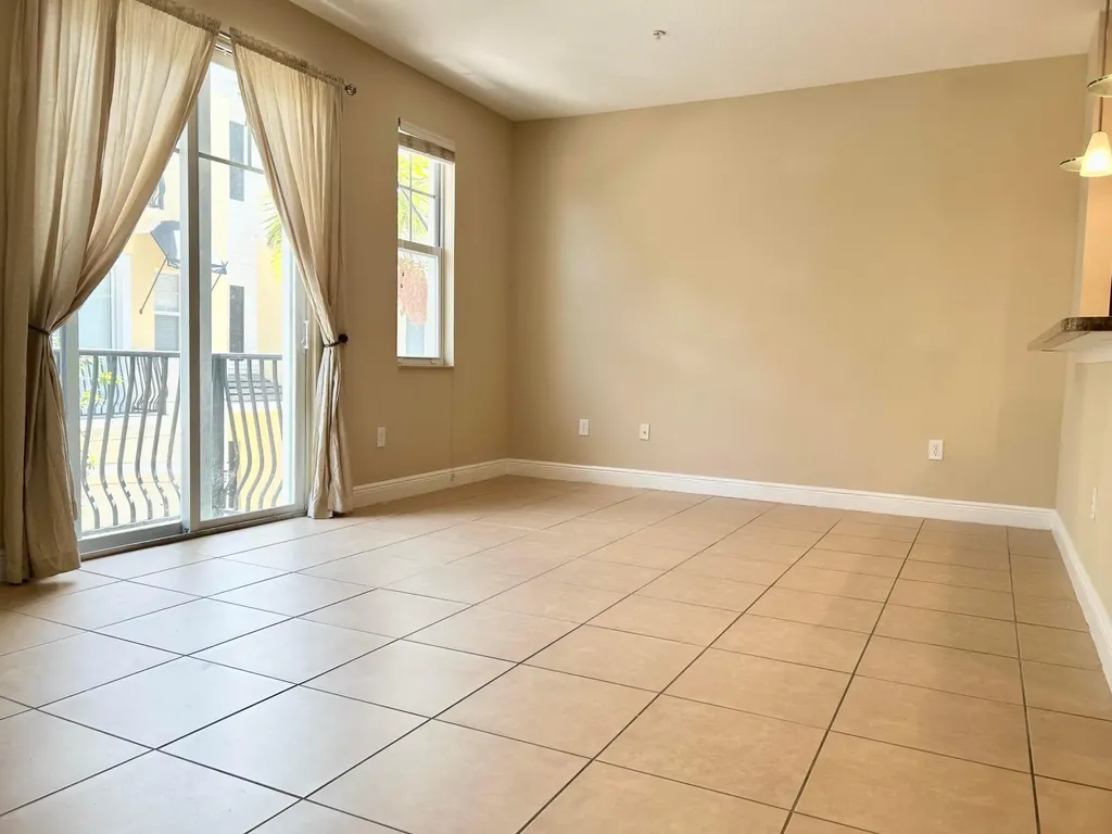 3803 NW 5th Terrace Boca Raton FL 33431