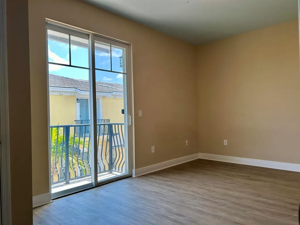 3803 NW 5th Terrace Boca Raton FL 33431