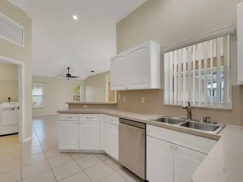 962 Montrose Avenue Sebastian FL 32958