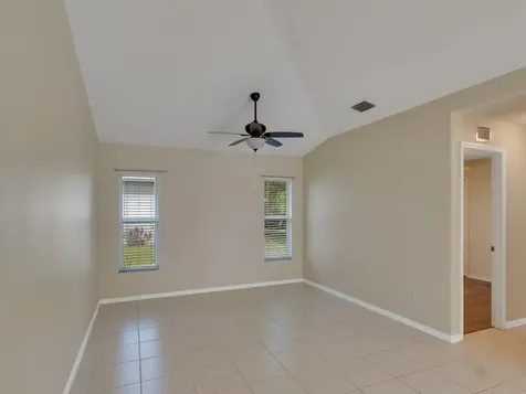 962 Montrose Avenue Sebastian FL 32958