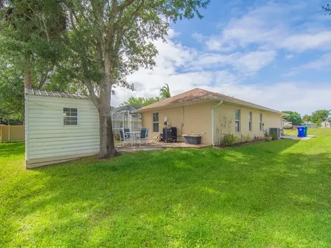 962 Montrose Avenue Sebastian FL 32958