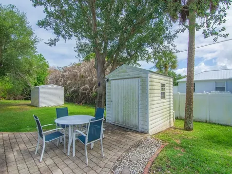 962 Montrose Avenue Sebastian FL 32958