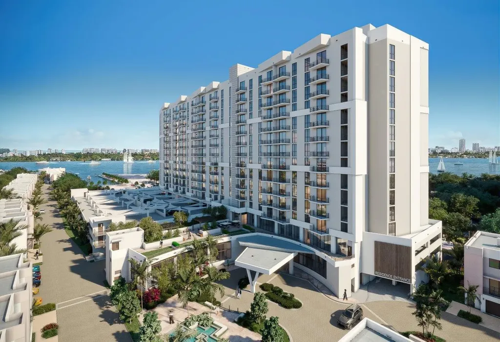 11295 Biscayne Boulevard Miami FL 33181