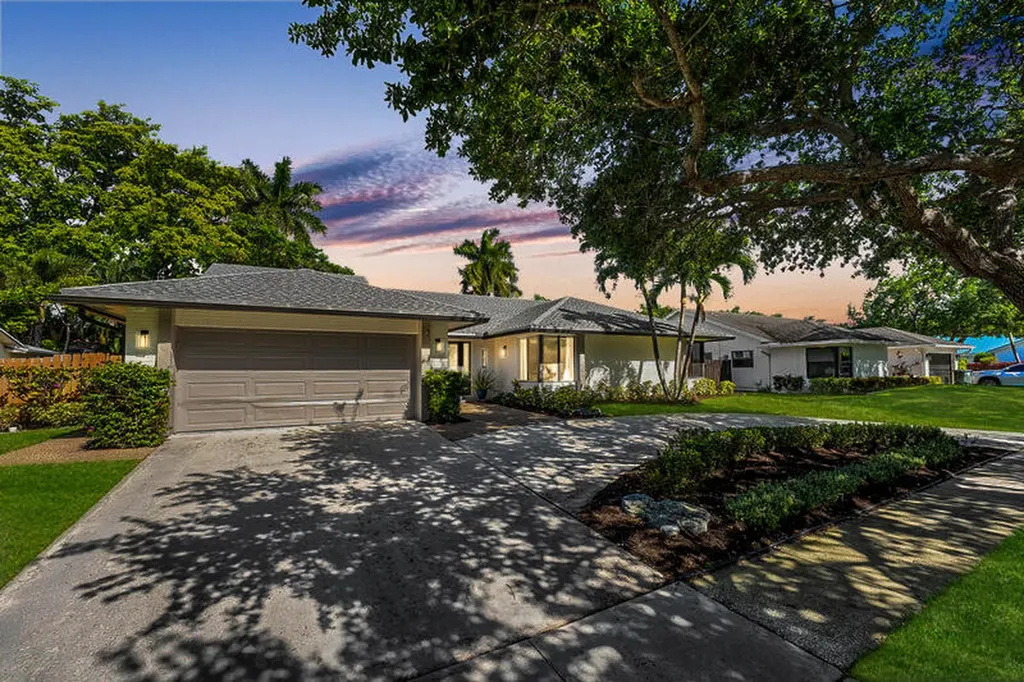 3028 NW 28th Avenue Boca Raton FL 33434