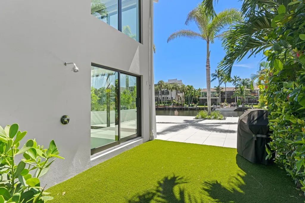 1106 Bel Air Drive Highland Beach FL 33487