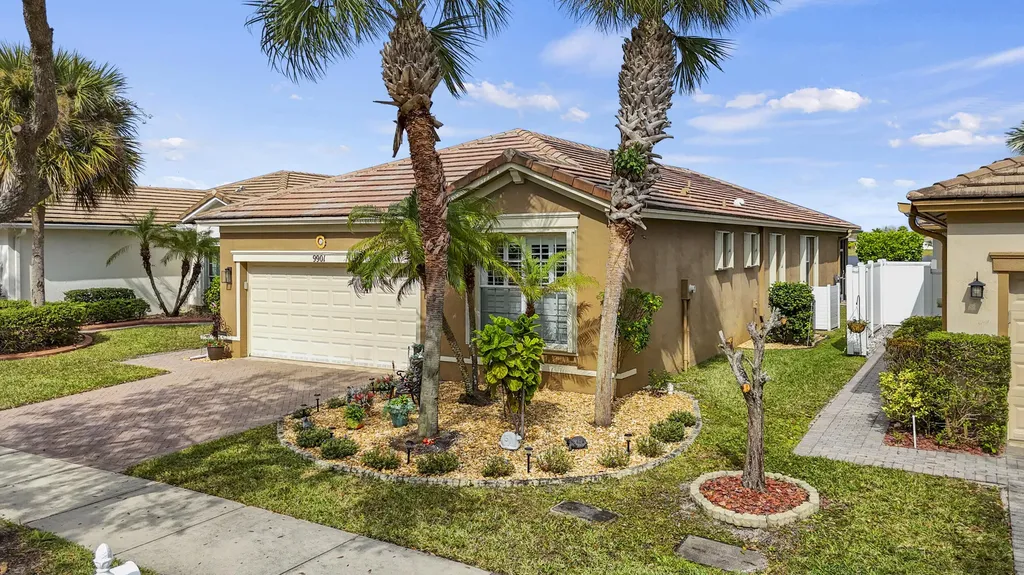9901 SW Eastbrook Circle Port St Lucie FL 34987