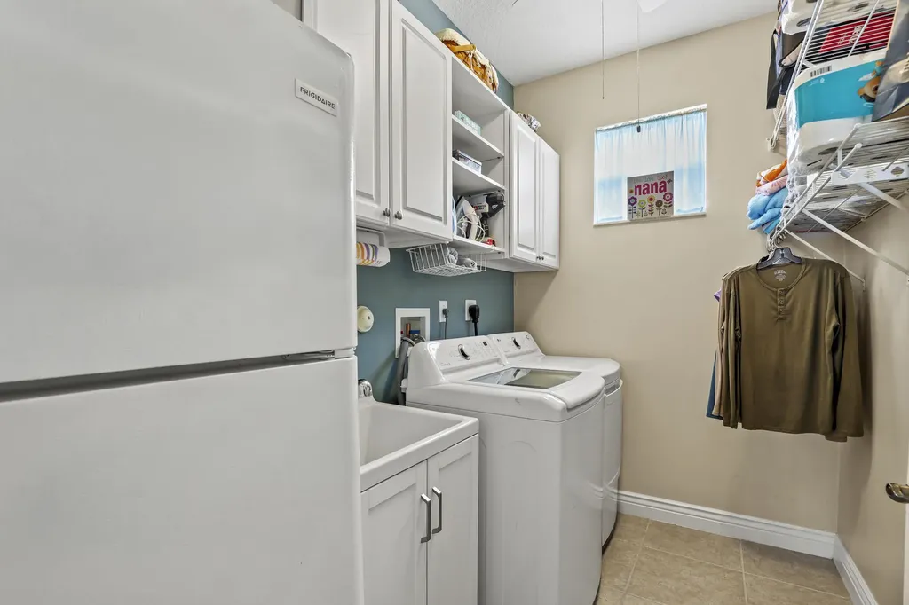 9901 SW Eastbrook Circle Port St Lucie FL 34987