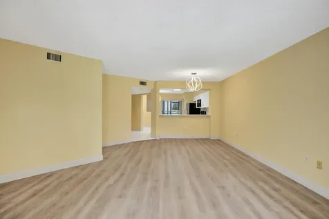 7513 Trent Drive Tamarac FL 33321