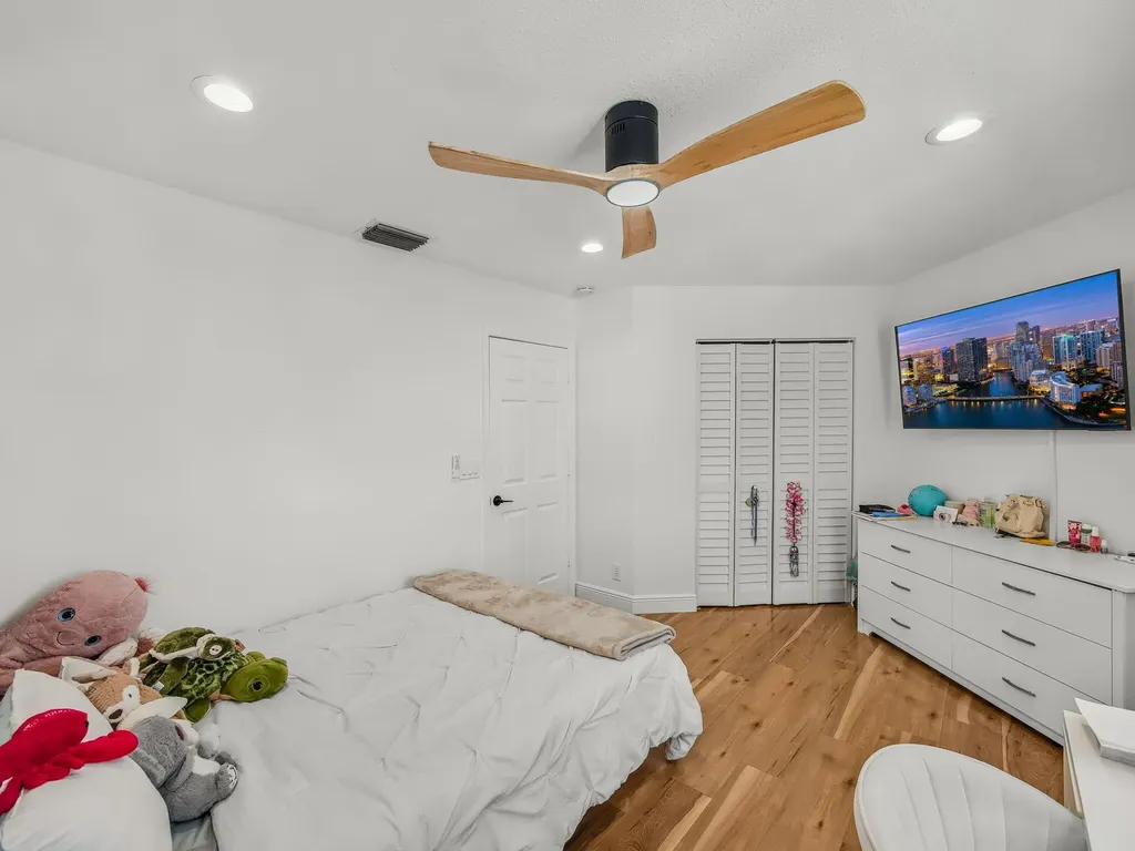 6017 Newport Village Way Lake Worth FL 33463