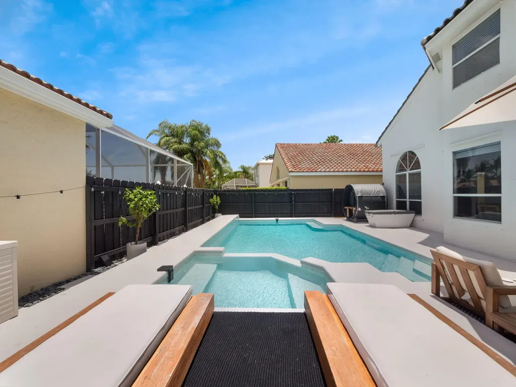 6017 Newport Village Way Lake Worth FL 33463