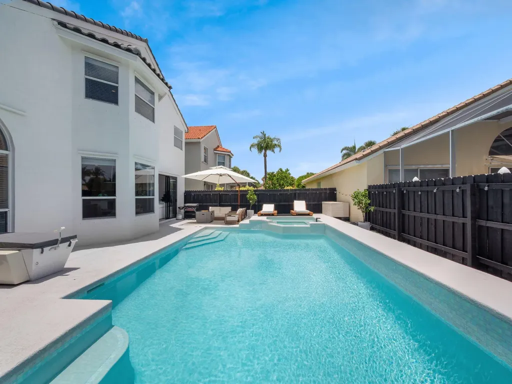 6017 Newport Village Way Lake Worth FL 33463