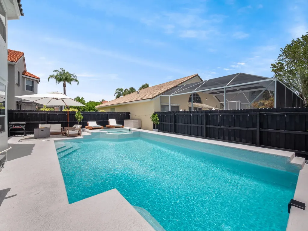 6017 Newport Village Way Lake Worth FL 33463