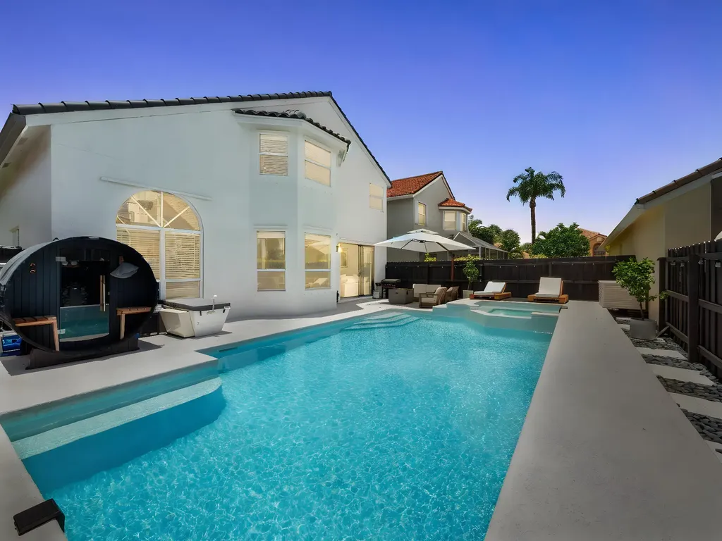 6017 Newport Village Way Lake Worth FL 33463