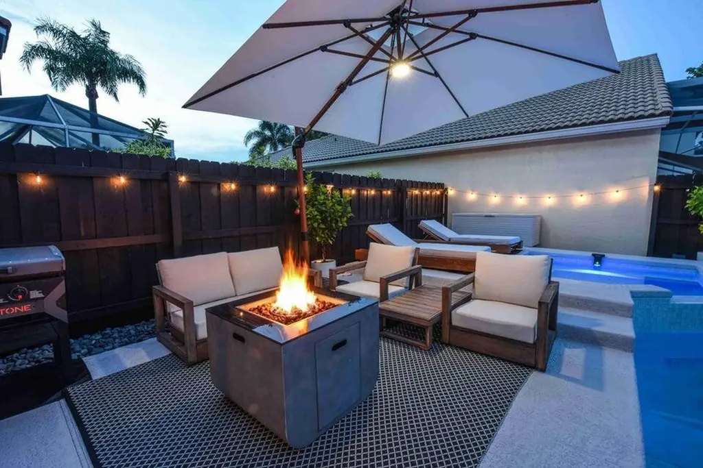 6017 Newport Village Way Lake Worth FL 33463