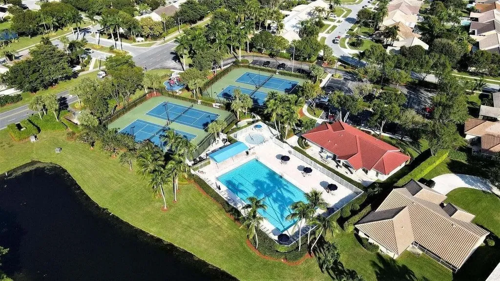 6017 Newport Village Way Lake Worth FL 33463