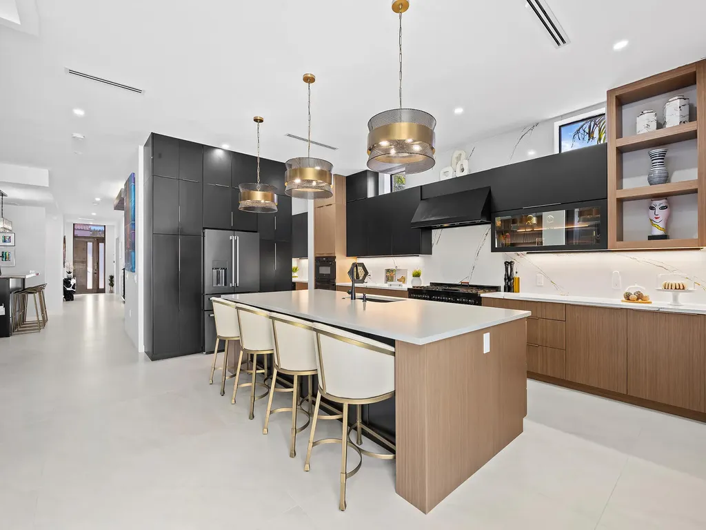609 Poinciana Drive Fort Lauderdale FL 33301