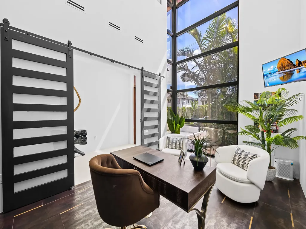 609 Poinciana Drive Fort Lauderdale FL 33301