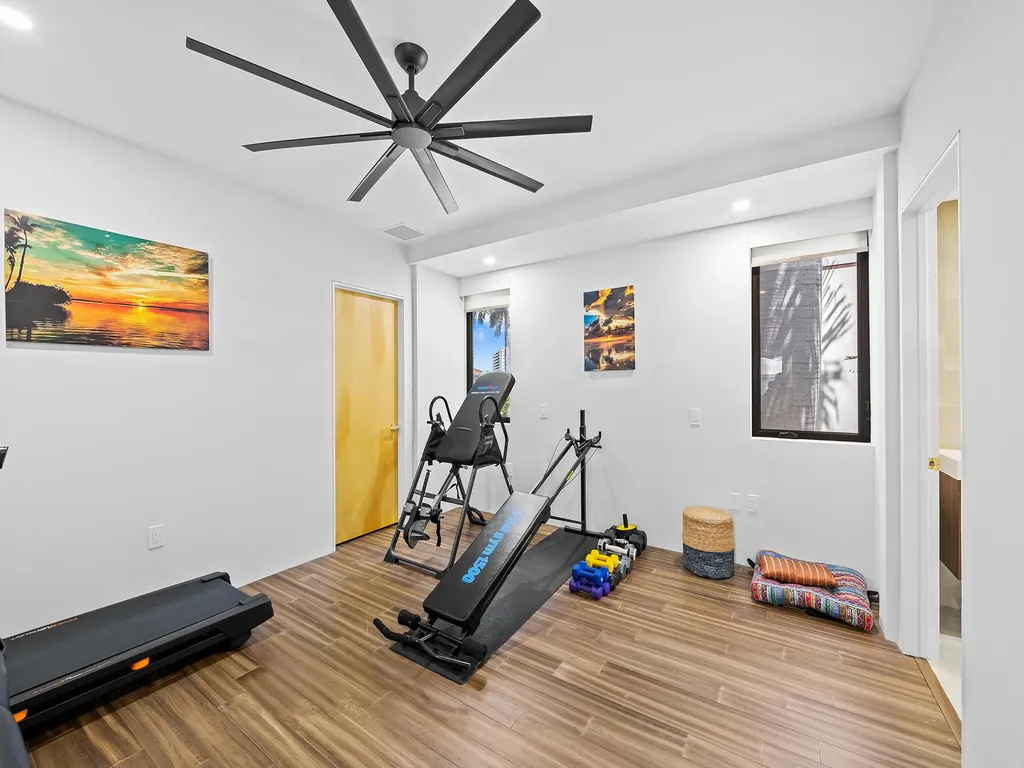 609 Poinciana Drive Fort Lauderdale FL 33301