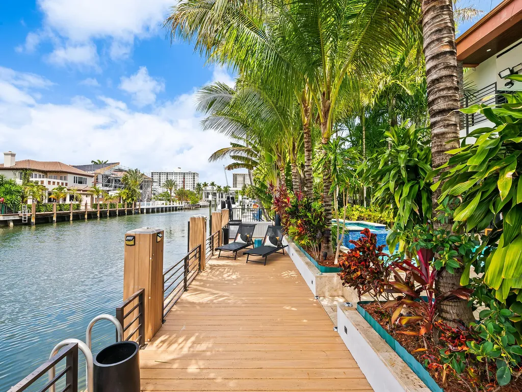 609 Poinciana Drive Fort Lauderdale FL 33301
