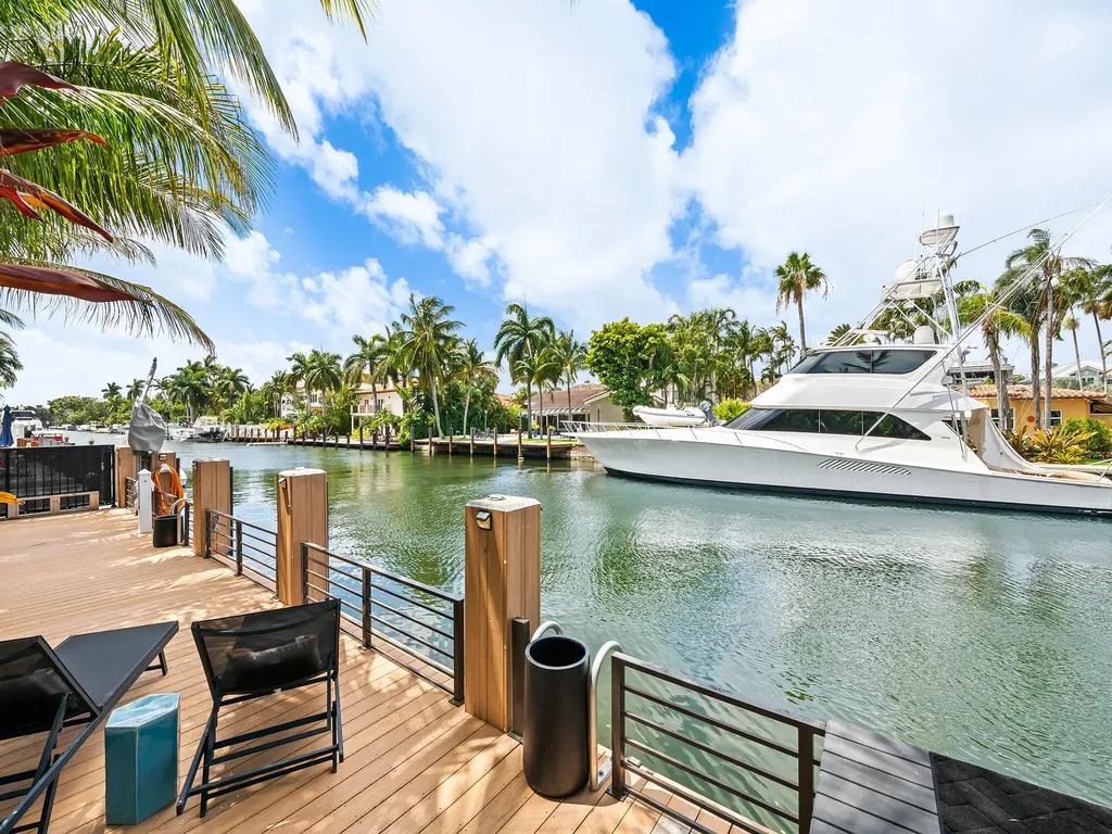 609 Poinciana Drive Fort Lauderdale FL 33301