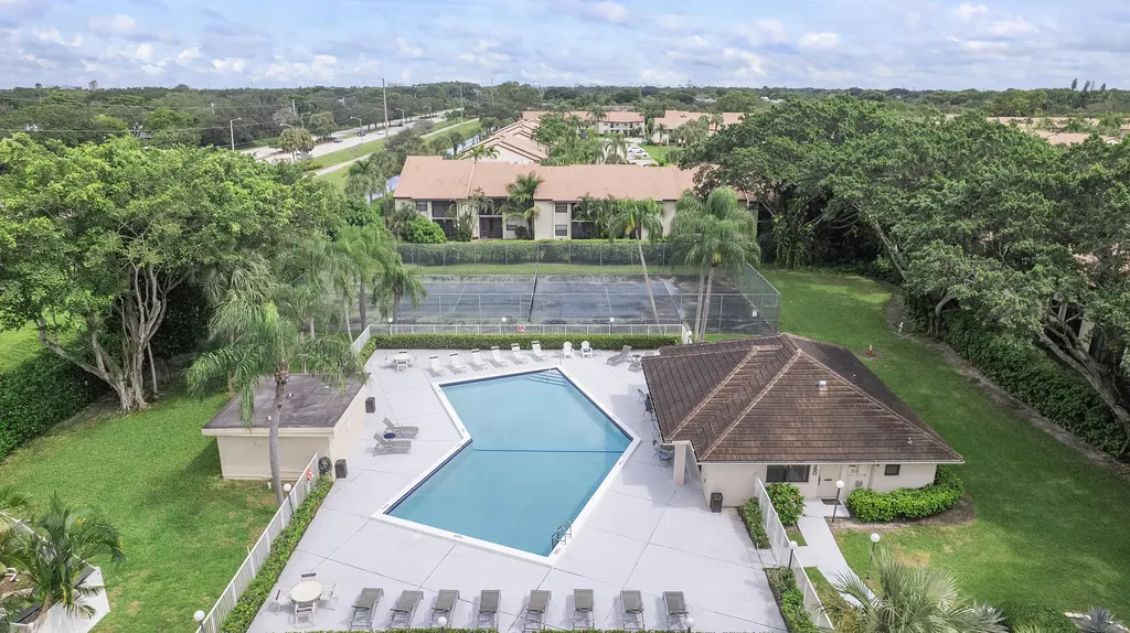 6314 Longboat Lane W Boca Raton FL 33433