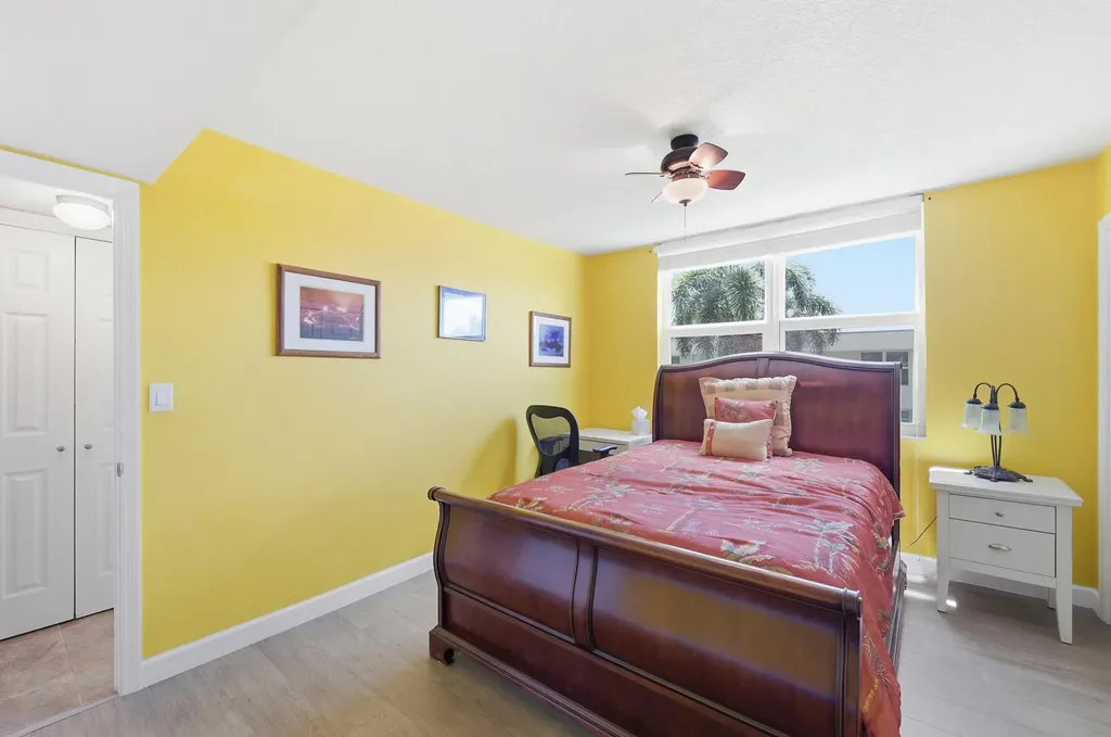 3180 NE 48th Court Lighthouse Point FL 33064