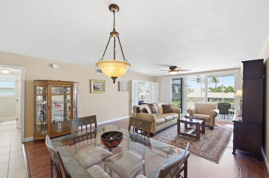 3180 NE 48th Court Lighthouse Point FL 33064