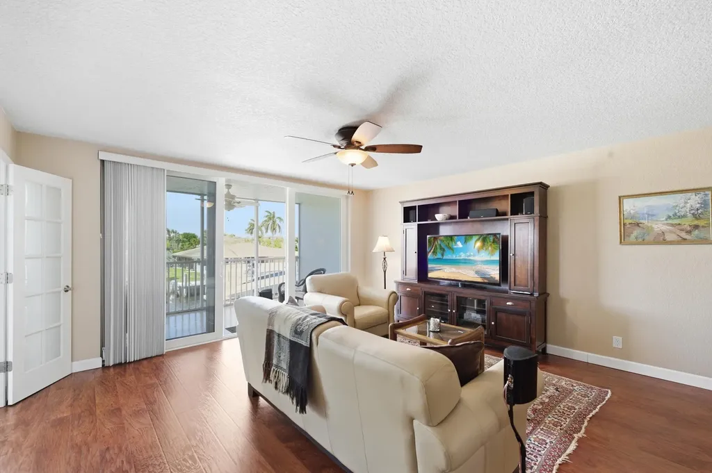 3180 NE 48th Court Lighthouse Point FL 33064