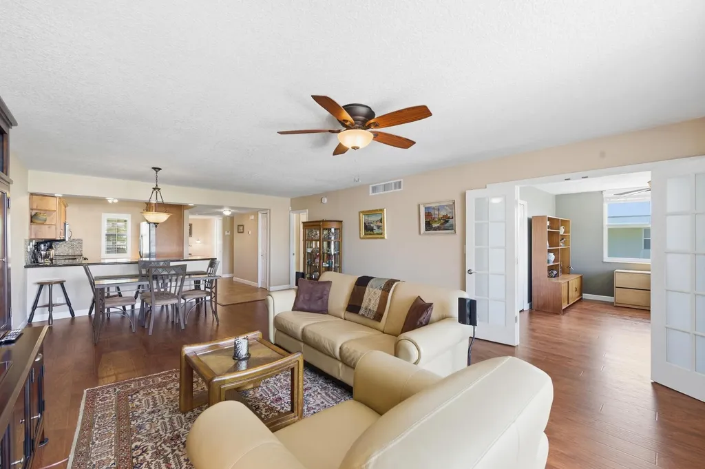 3180 NE 48th Court Lighthouse Point FL 33064