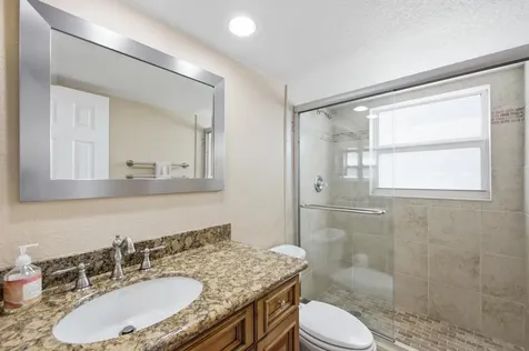 3180 NE 48th Court Lighthouse Point FL 33064
